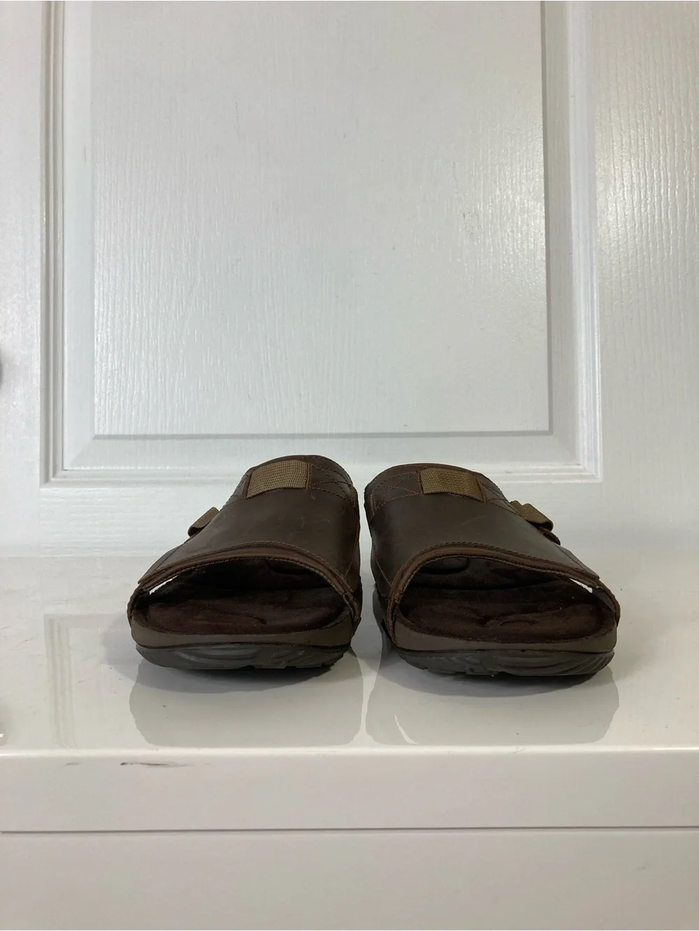 MERRILL Sandals Men 10 Brown Dark Earth Performance Slides CutOut Leather